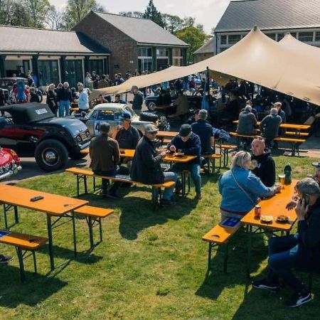 Duclos At Bicester Heritage Екстер'єр фото